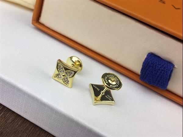 202426132024413 3520